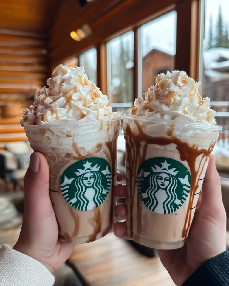 christmas-Starbucks-White-Coffee-Mocha-Frappuccinos-Recipe