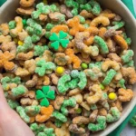 Leprechaun-Snack-Mix-Sweet-Salty-St.-Patricks-Party-Mix-Recipe